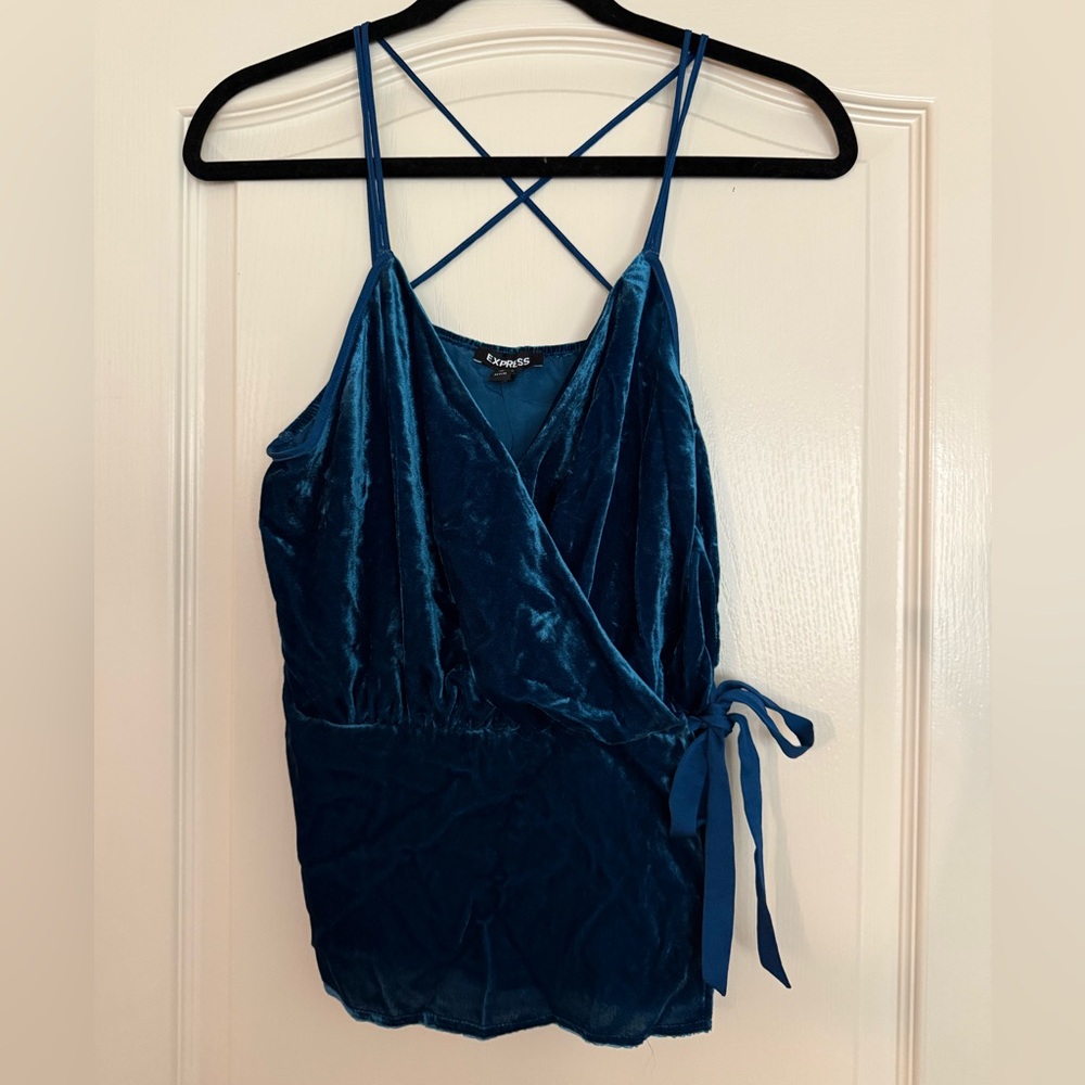 Express velvet camisole size MP